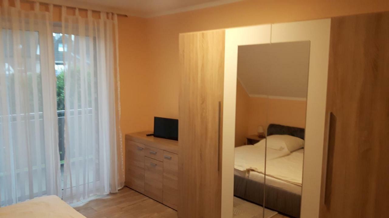 Ferienwohnung Deussen Blessem Exterior foto