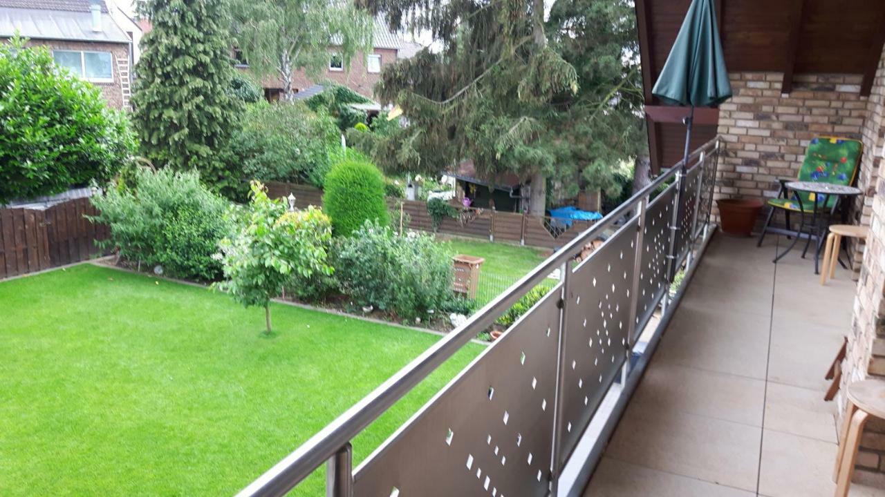 Ferienwohnung Deussen Blessem Exterior foto